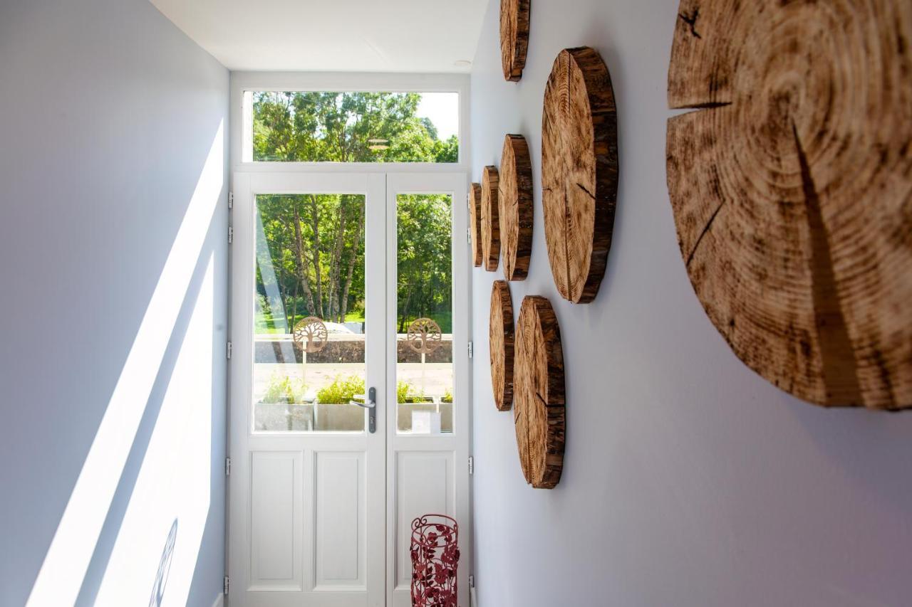 Ferienwohnung La Batisse L'Arbre Beige Le Petit-Abergement Exterior foto