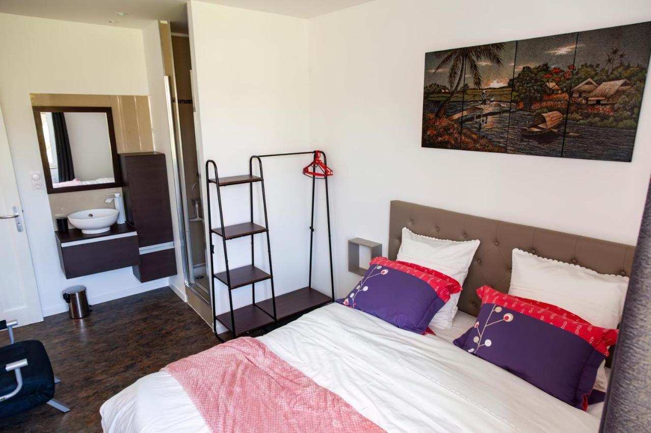 Ferienwohnung La Batisse L'Arbre Beige Le Petit-Abergement Exterior foto